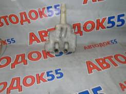 Бачок стеклоомывателя. Honda Accord, CF3, CF4, CF5, CF6, CF7, CH9, CL1, CL2, CL3 Honda Torneo, CF3, CF4, CF5, CL1, CL3 Isuzu Aska, CJ2, CJ3