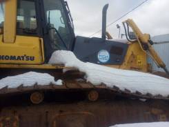 Komatsu D65P. В наличии бульдозер , 9 726 куб. см., 20 000 кг.