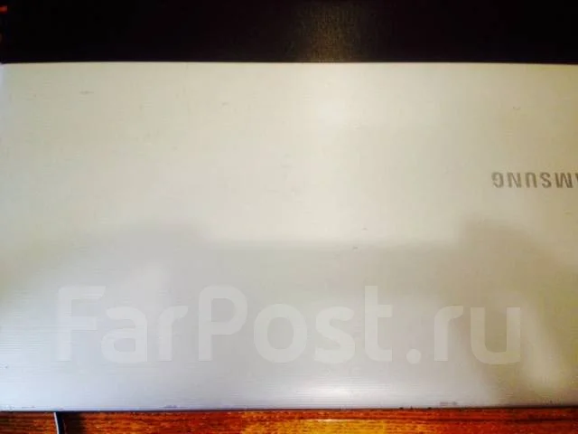 Samsung 300E4A. WiFi: 1, Bluetooth: 1. ��� ����� �� ������������ ����