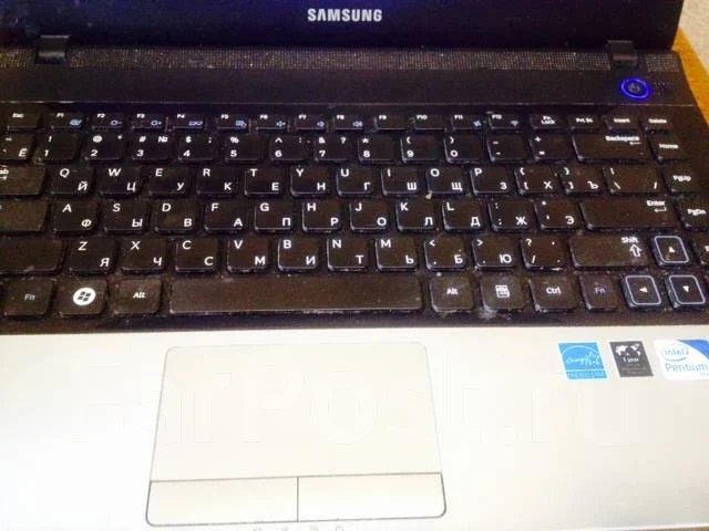 Samsung 300E4A. WiFi: 1, Bluetooth: 1. ��� ����� �� ������������ ����