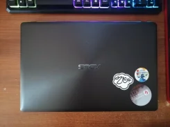 Asus X550L. 15.6", 3,1����, ��� 6 ��, ���� 750���, WiFi, Bluetooth ����