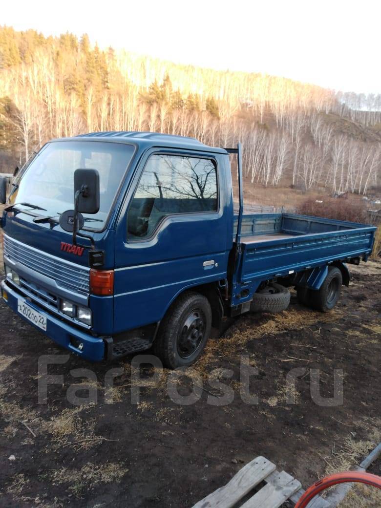 Мазда титан красноярске. Mazda Titan 1997. Hino 300 бортовой.