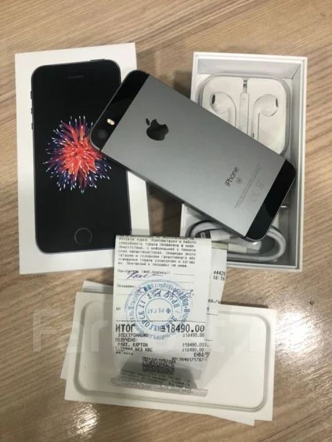 Apple iPhone SE. �/�, �����, 3G, 4G LTE, NFC ����