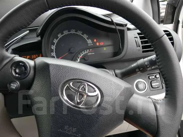 Toyota iQ. �������, ��������, 1.3, ������, �/�. ��� ����� �� ������� ����