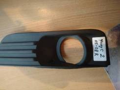 Накладка противотуманной фары. Ford Focus, CB4, DA3, DB Двигатели: AODA, AODB, AODE, ASDA, ASDB, G6DA, G6DB, G6DD, G8DA, GPDA, GPDC, HHDA, HHDB, HWDA...