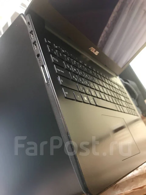 Asus X502CA. 15.6", 1,5����, ��� 4 ��, ���� 250���, WiFi: 1, ����������� �� 2��. ����