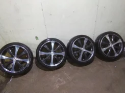 Hipnotic Wheels Diva. 6.5x17", 4x100, ET42, �� 73���. ����