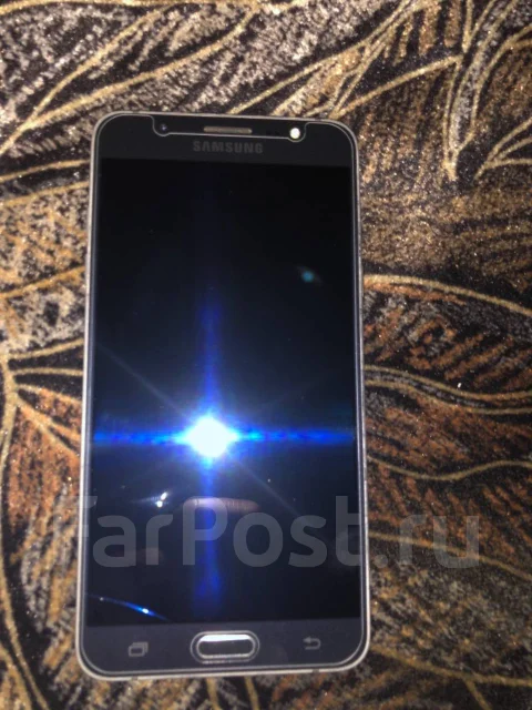 Samsung Galaxy J7. �/�, ������, 4G LTE, Dual-SIM ����