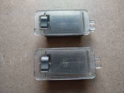 Светильник салона. Lexus: RX330, NX200t, GS350, GS430, LX460, LX450d, CT200h, RX450h, IS350, IS300, RX350, RX270, IS250C, NX300h, IS F, IS250, IS350C...