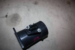 Датчик расхода воздуха. Infiniti: QX56, M45, Q40, QX50, Q45, M56, Q50, FX35, EX25, FX37, QX70, M25, G25, Q60, FX45, EX35, EX37, FX30d, G35, M37, FX50...