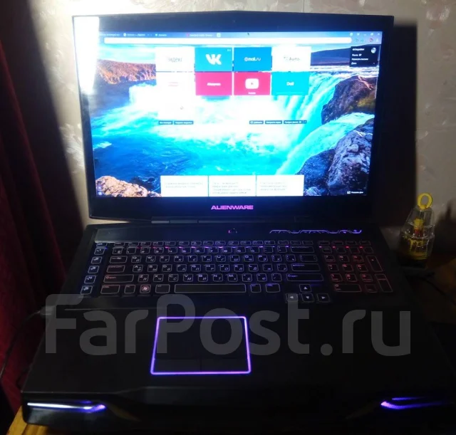 Dell Alienware M18x. 2 400����, ��� 16 ��, ���� 750���, WiFi: 1, Bluetooth: 1, ����������� �� 1��. ����