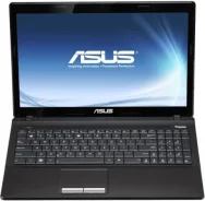 Asus K53TK. 15.6", 2,4����, ��� 4 ��, ���� 60���, WiFi, Bluetooth, ����������� �� 8��.