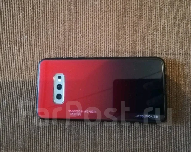 Samsung Galaxy S10e. ����� ����