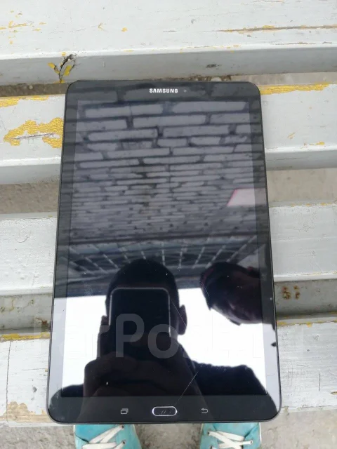 Samsung Galaxy Tab E ����