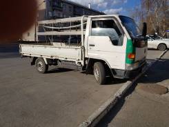 Toyota Hiace. , 2 800 куб. см., 1 500 кг., 4x2