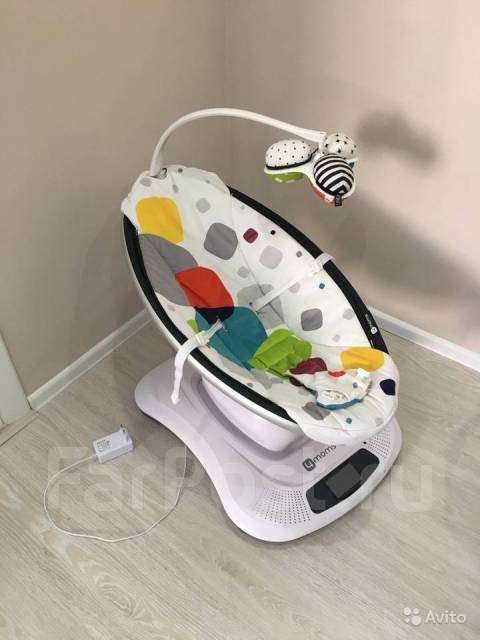 Продам качелю 4 moms MamaRoo, б/у, в наличии. Цена: 15 000₽ во Владивостоке