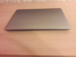 Asus X. 15.6", 2 000,0����, ��� 4 ��, ���� 500���, WiFi, Bluetooth, ����������� �� 3��.