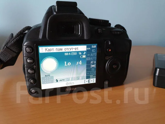 Nikon D3100 ����