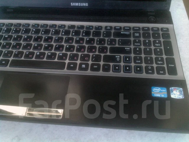 Samsung 300V5A. 15.6", 2 200����, ��� 4 ��, ���� 300���, WiFi: 1, Bluetooth: 1, ����������� �� 1��. ����
