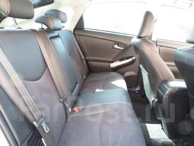 Toyota Prius PHV. ��������, ��������, 1.8 (99��.�.), �������������, 47����. ��, �/�. ��� ����� �� ������������ ����