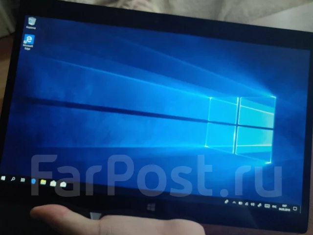 Dell XPS 12. 12.5", 1,5����, ��� 8 ��, ���� 128���, WiFi: 1, Bluetooth: 1, ����������� �� 5��. ����