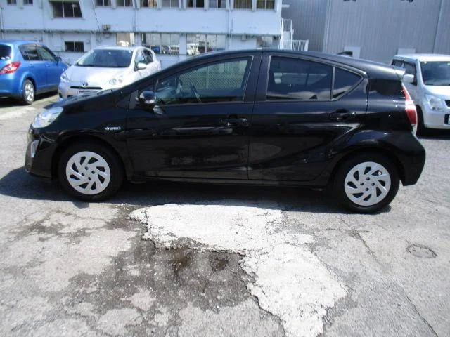 Toyota Aqua. ��������, ��������, 1.5 (74��.�.), �������������, 76����. ��, �/�. ��� ����� �� ������������ ����