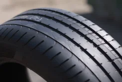 Pirelli P Zero Rosso. ������, �/�, ����� 30�% ����