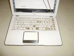 MSI. 13.4", 1,7����, ��� 2048 ��, WiFi, Bluetooth, ����������� �� 1��. ����