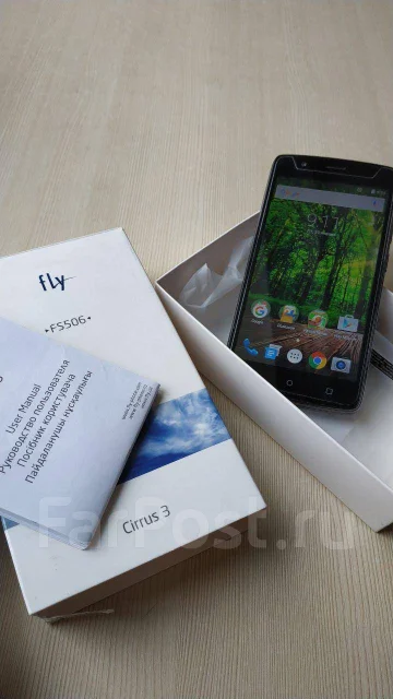 Fly FS506 Cirrus 3. �/�, ������, 3G, Dual-SIM ����