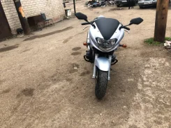 Kawasaki ZR-7S. 750����. ��., ��������, ���, � �������� ����