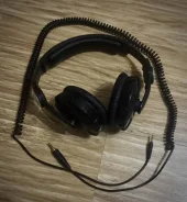 Sennheiser HD 215 ����