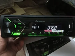 Pioneer MVH-S100UBG ����