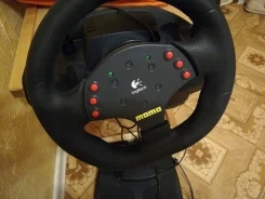 ����.