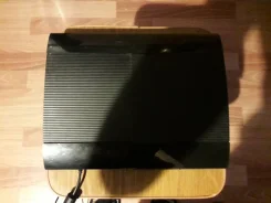 Sony PlayStation 3 Super Slim ����