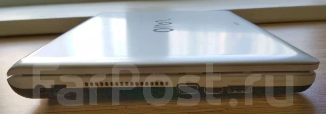 Sony VAIO PCG-71211V. 15", 2����, ��� 8 ��, ���� 300���, WiFi: 1, Bluetooth: 1 ����