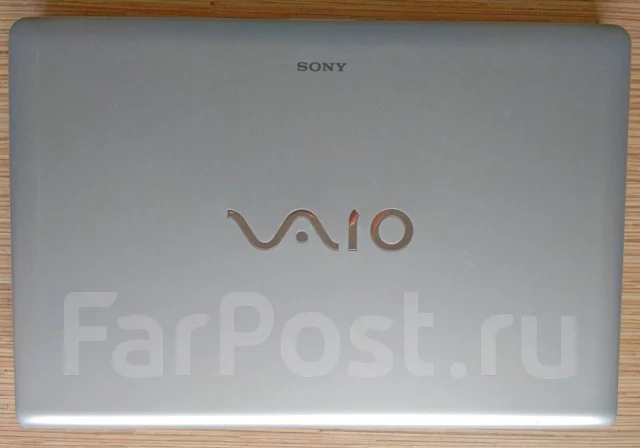 Sony VAIO PCG-71211V. 15", 2����, ��� 8 ��, ���� 300���, WiFi: 1, Bluetooth: 1 ����