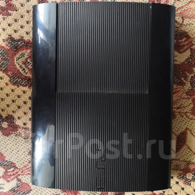 Sony PlayStation 3 Super Slim ����