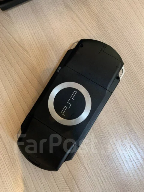 Sony PSP Street E1000 ����