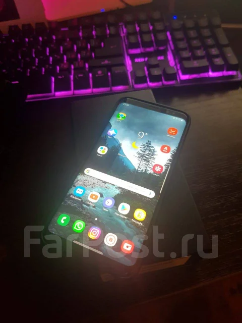 Samsung Galaxy S8. �/�, ������, 3G, 4G LTE, Dual-SIM, ����������, NFC ����