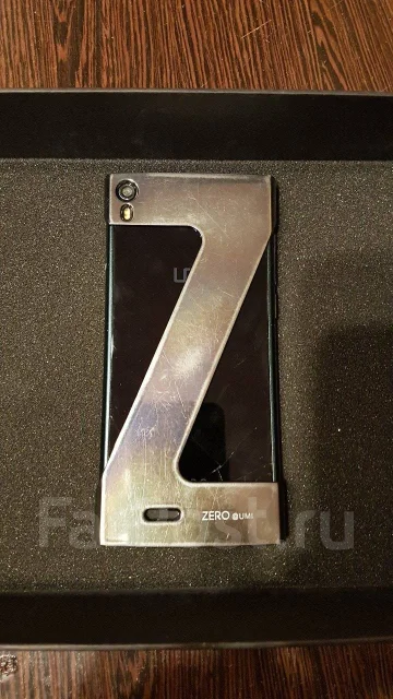 UMi Zero. �/�, ������, 3G, Dual-SIM ����