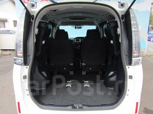 Toyota Voxy. ��������, ��������, 1.8 (99��.�.), �������������, 52����. ��, �/�. ��� ����� �� ������������ ����