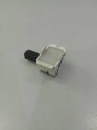 Бардачок. Infiniti: QX56, Q40, QX50, G25, Q60, FX45, EX35, EX37, G35, I30, Q50L, QX80, Q50, QX4, G37, I35, FX35, EX25 Nissan: Maxima, Almera, Skyline...