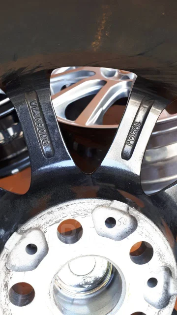 Yokohama Laycea. 6.0x15", 5x100, ET43, �� 54,1���. ����