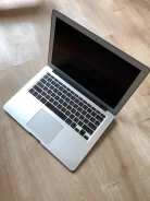 Apple MacBook Air 13 2011 Mid. 13.1", 1,7����, ��� 4 ��, ���� 120���, WiFi: 1, Bluetooth: 1, ����������� �� 1��. ����