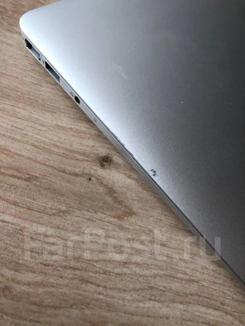 Apple MacBook Air 13 2011 Mid. 13.1", 1,7����, ��� 4 ��, ���� 120���, WiFi: 1, Bluetooth: 1, ����������� �� 1��. ����