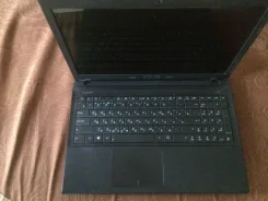 Asus X55U. 15.6", 1,7����, ��� 4 ��, ���� 240���, WiFi, Bluetooth, ����������� �� 2��. ����