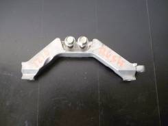Кронштейн опоры двигателя. Daihatsu Terios, J200G, J210G Daihatsu YRV, M201G, M211G, M200G Toyota: Rush, Vios, Soluna Vios, Passo Sette, Passo, bB Дви...