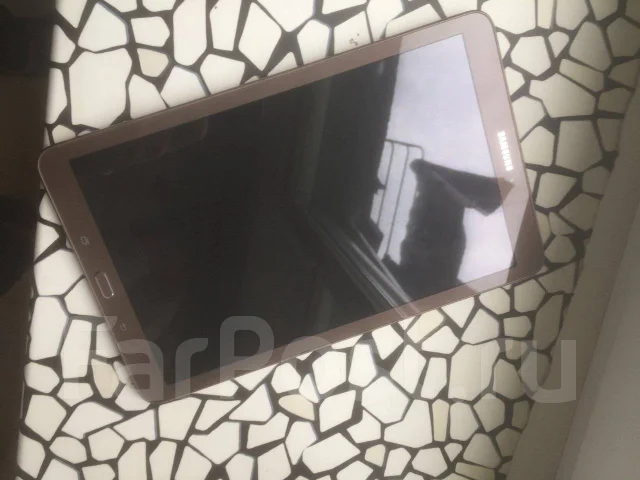 Samsung Galaxy Tab E 9.6 ����