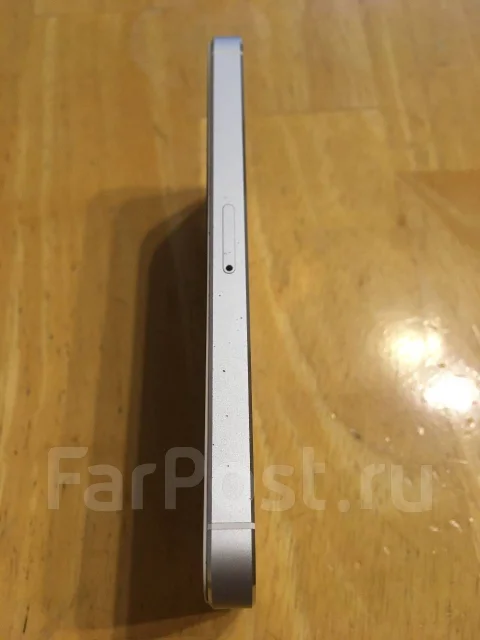 Apple iPhone 5. �/�, 64 ��, ����� ����