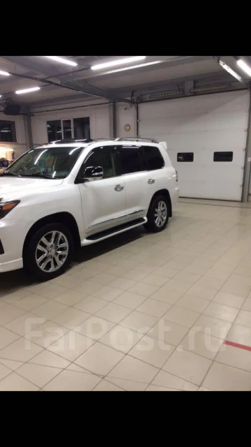 Lexus LX570. �������, 4wd, 5.7 (381��.�.), ������, 170����. �� ����